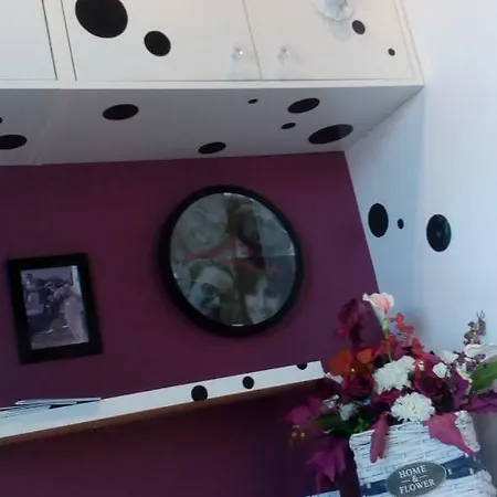 לינה וארוחת בוקר Casa Liola *